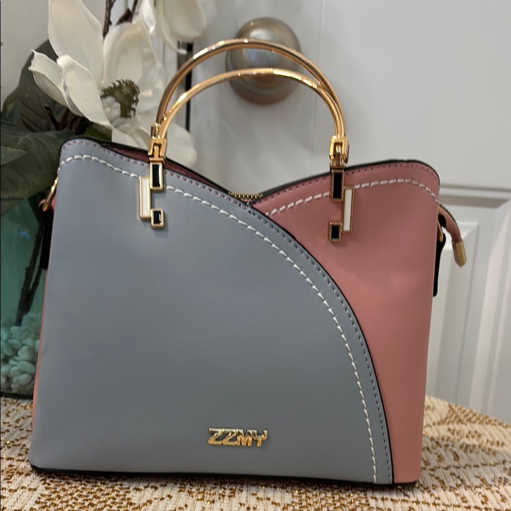 Elegant Pink and Gray Satchel with Modern Design